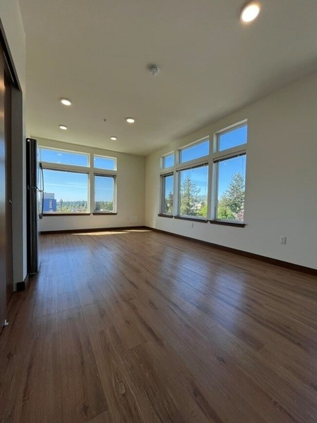 Interior Photo - Midtown Flats