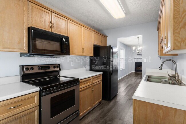 Building Photo - 410 Tracewood Pl