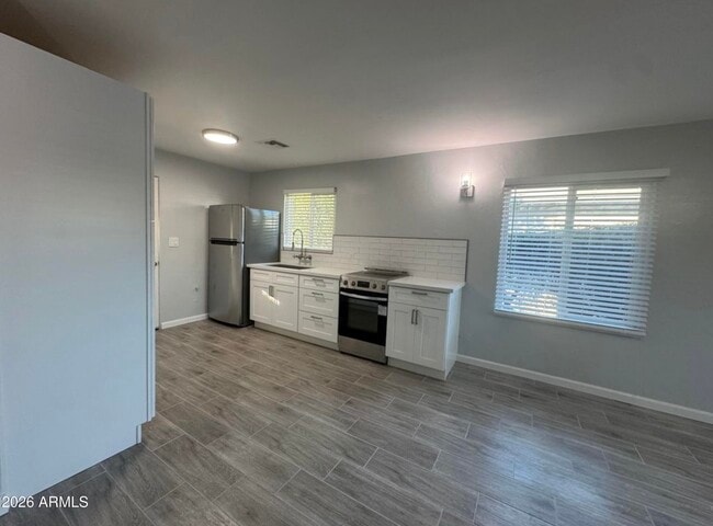 Building Photo - 68 S Ashland