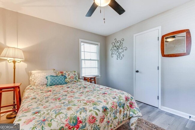 Building Photo - 6385 Lobelia Rd SW