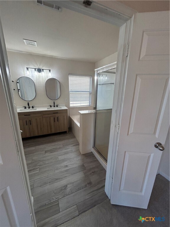 Building Photo - 203 Ponderosa Dr