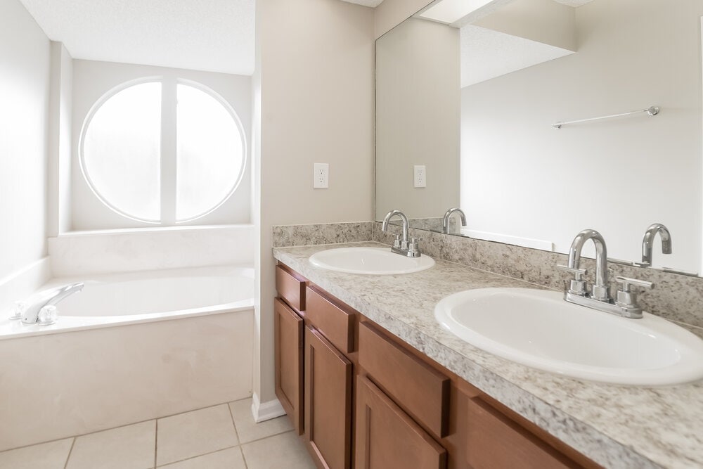 Building Photo - 338 Wildberry Ct