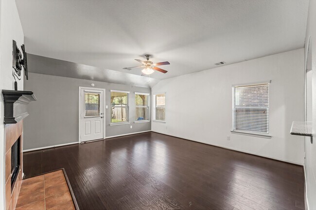 Building Photo - 3103 Lockeridge Village Dr