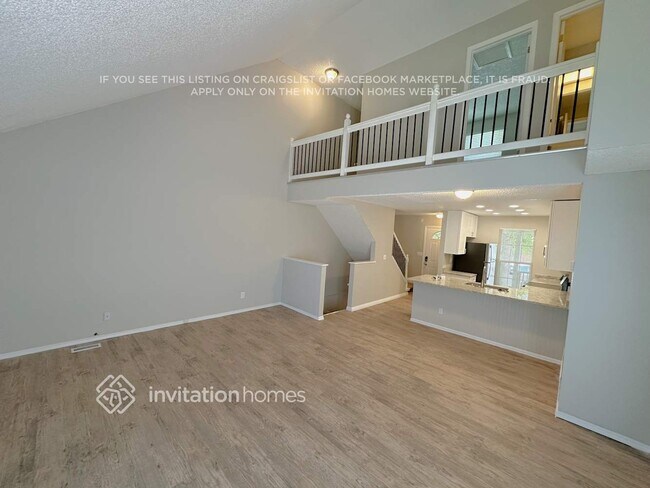 Building Photo - 12053 Ivanhoe Cir