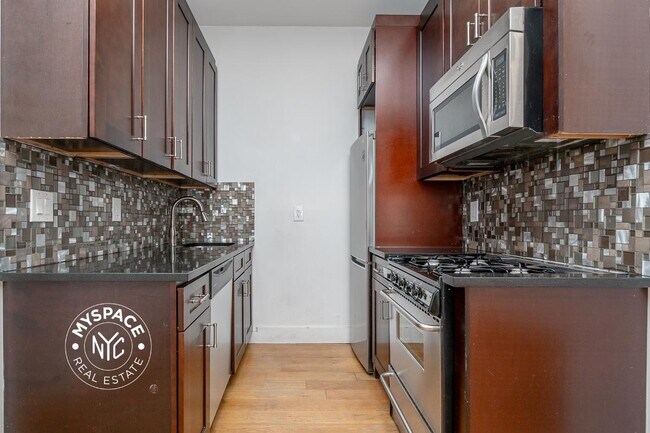 Building Photo - 67-02 60th St