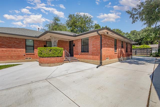 Building Photo - 6433 Ravendale Ln