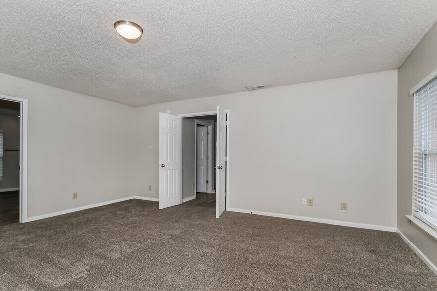 Building Photo - 432 Legacy Blvd