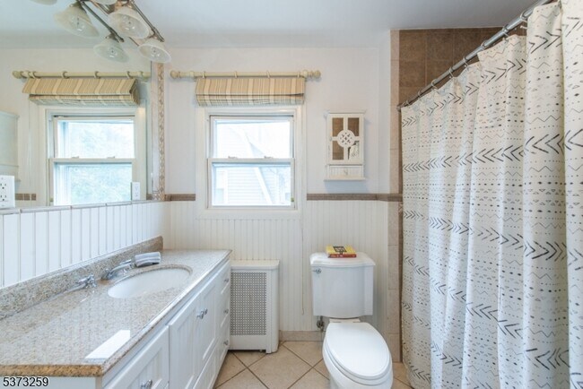 Building Photo - 69 Gordonhurst Ave