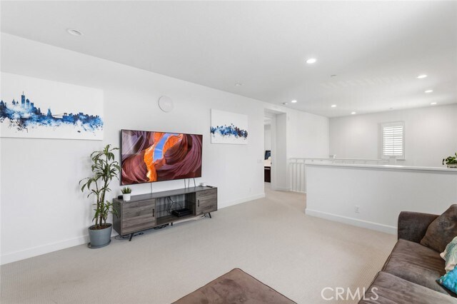 Building Photo - 61 Furlong