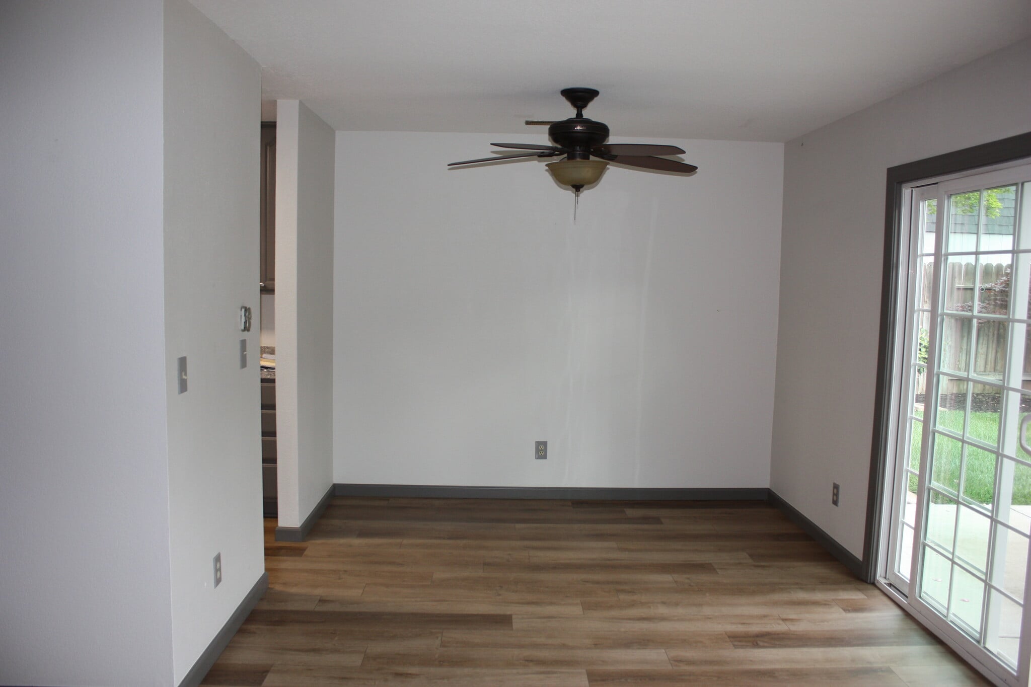 Building Photo - 1032 Friar St