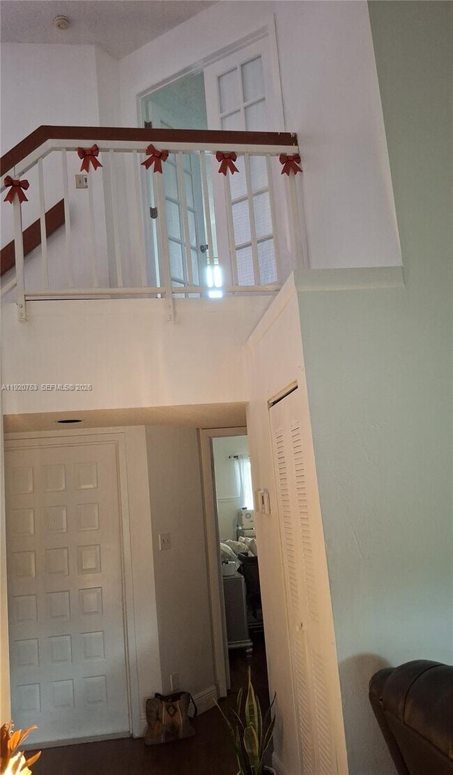 Building Photo - 13915 SW 91st Terrace