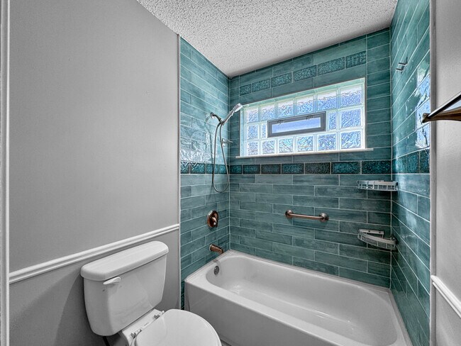 Building Photo - 6107 Ridge Top Ln