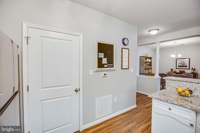 Building Photo - 500 Belmont Bay Dr
