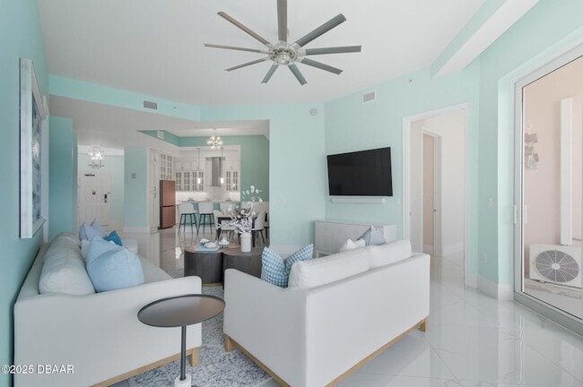 Building Photo - 200 Ocean Crest Dr