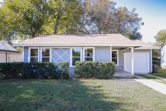 Building Photo - 5008 Penrose Ave