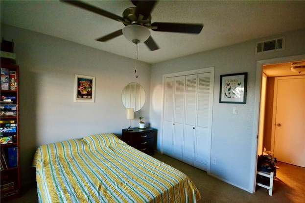 Building Photo - 2425 Ashdale Dr