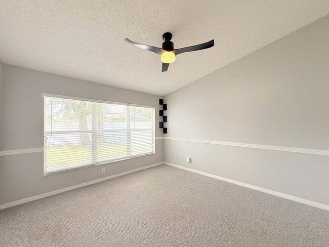 Building Photo - 1118 Hardwood Dr
