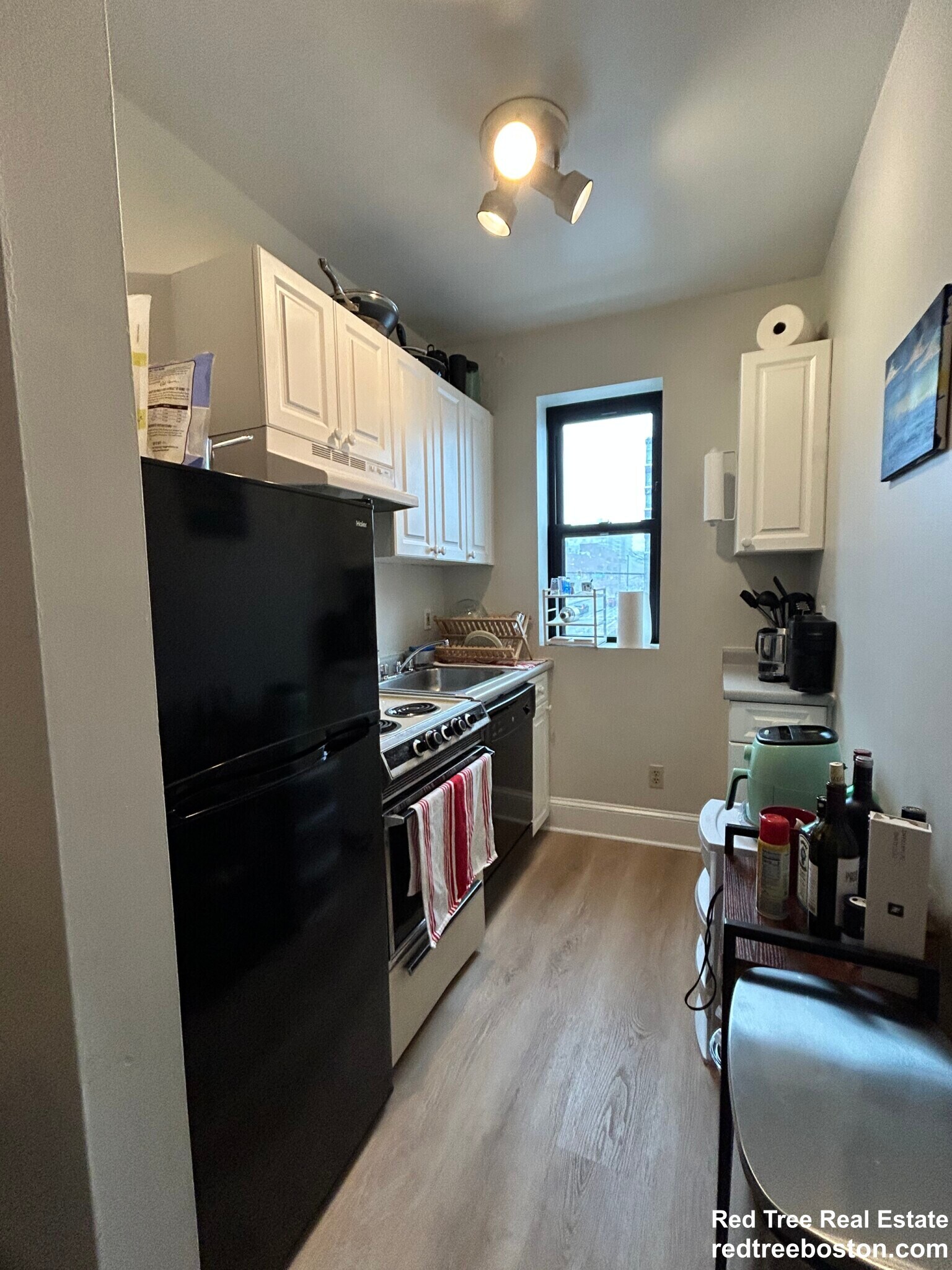 Apt 3B - 822 Beacon St