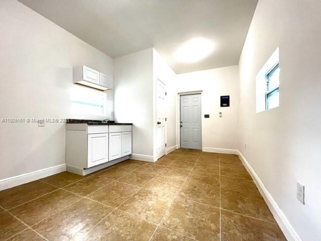 Primary Photo - 1381 NW 56th St
