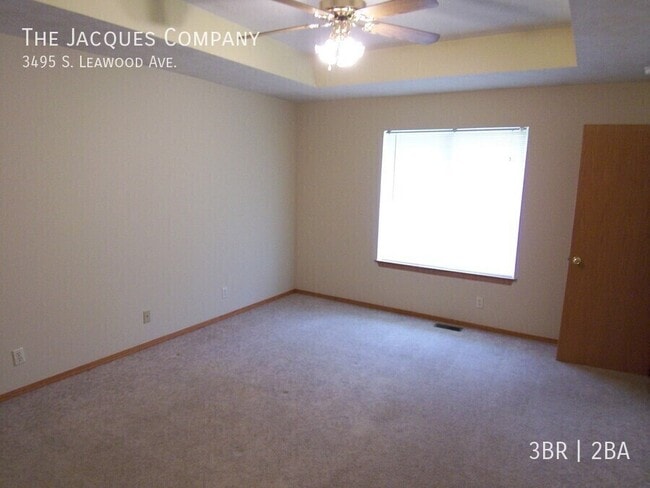 Building Photo - 3495 Leawood Ave