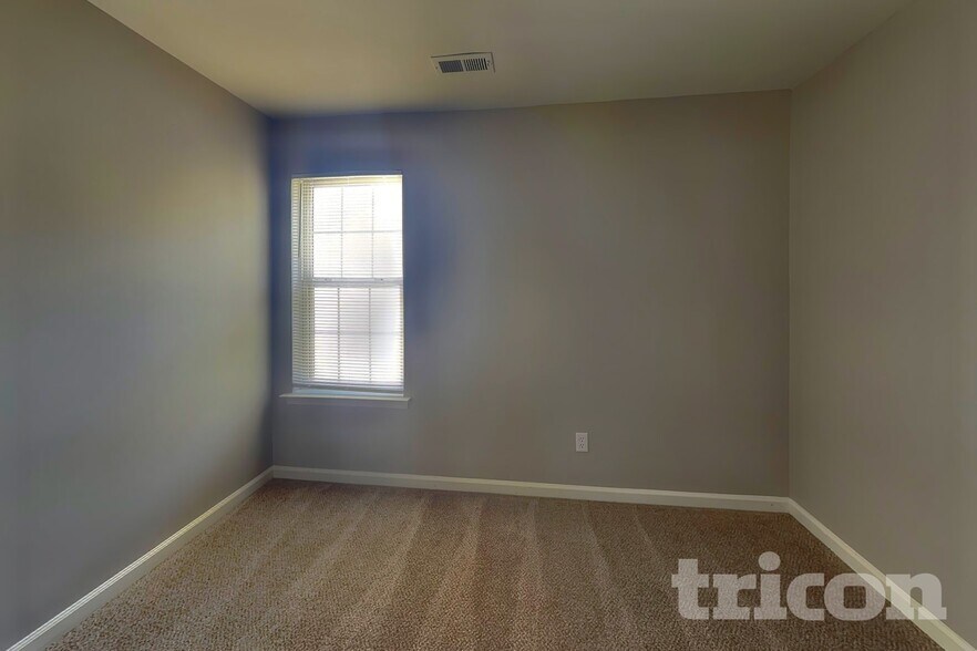 Building Photo - 9250 Austin Ridge Ln