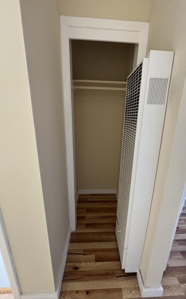 Building Photo - 265 Mastick Ave