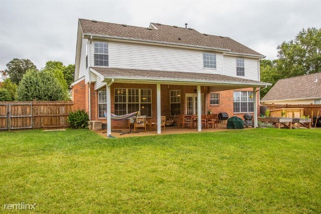 Building Photo - 4 br, 2.5 bath House - 1701 Portway CT.