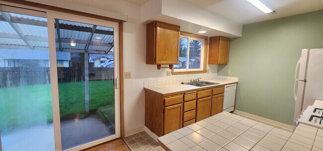 Building Photo - Spacious 3-Bedroom Home on a Quiet Cul-de-Sac in McKinleyville