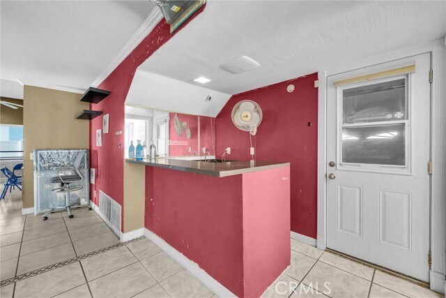 Building Photo - 5958 Quiroz Dr
