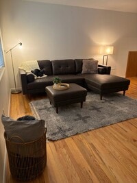 Building Photo - Manito House