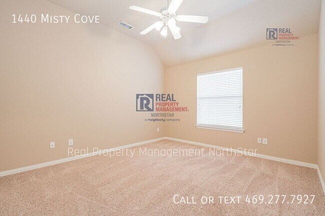 Building Photo - 1440 Misty Cove Dr