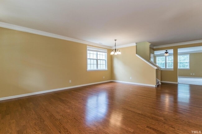 Building Photo - 213 Bikram Dr