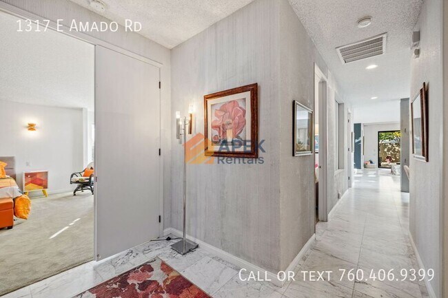 Building Photo - 1317 E Amado Rd