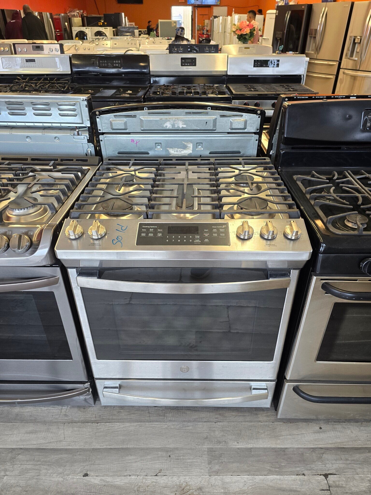 New gas range for kitchen! - 2112 Clarence Ave