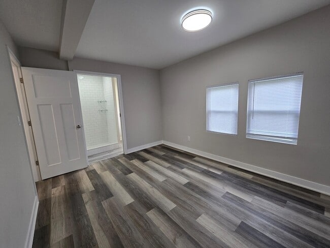 Building Photo - 4225 20th Pl