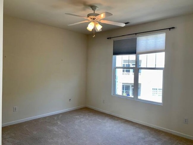 Building Photo - 426 Eyam Hall Ln