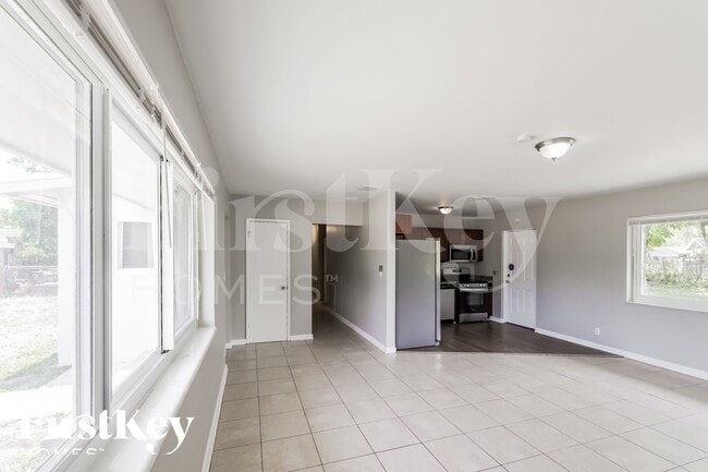 Building Photo - 1236 NW 18th St