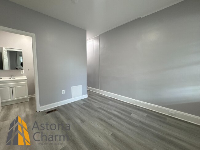 Building Photo - Updated 4 Bedroom Home in the Heart of Bal...