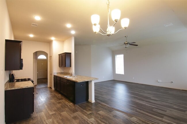 Building Photo - 20419 Newcastle Ridge Ln