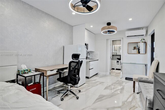 Building Photo - 6761 Allen St