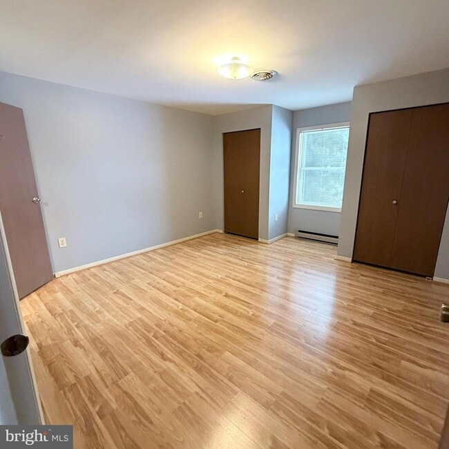 Building Photo - 1158 Westgate Dr