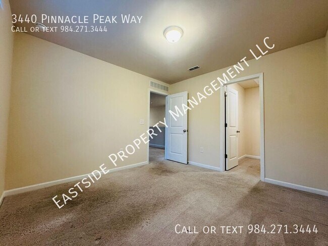 Building Photo - 3440 Pinnacle Peak Dr