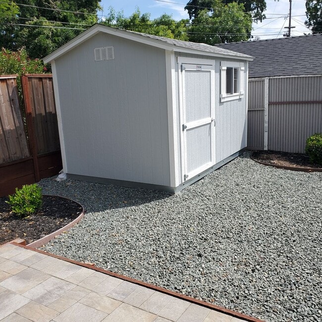 Building Photo - A Great Value in Pleasant Hill Poet's Corn...