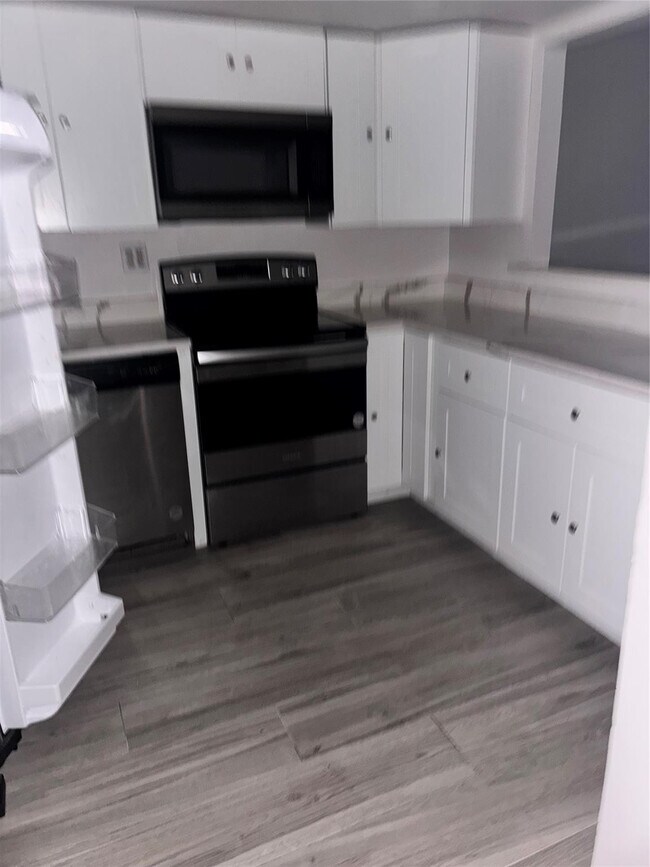 Building Photo - 4761 NW 2nd Ave