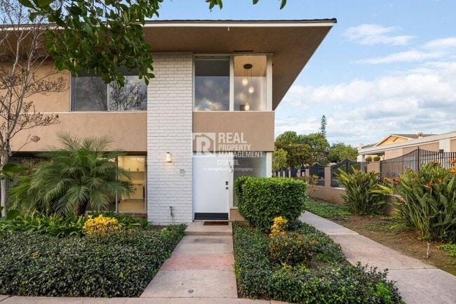 Building Photo - 963 Glencliff St