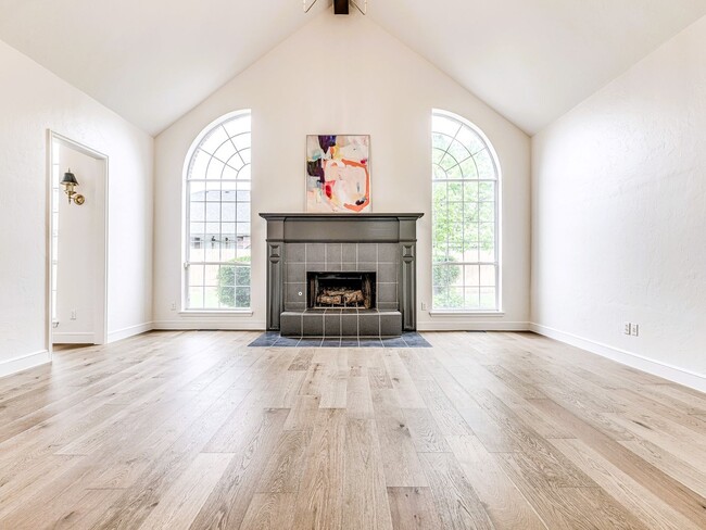 Building Photo - Extensively Remodeled Home in Remington Ad...
