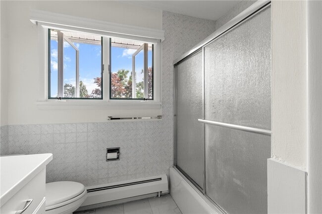 Building Photo - 137 Honness Ln