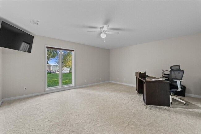 Building Photo - 3824 Gaines Dr