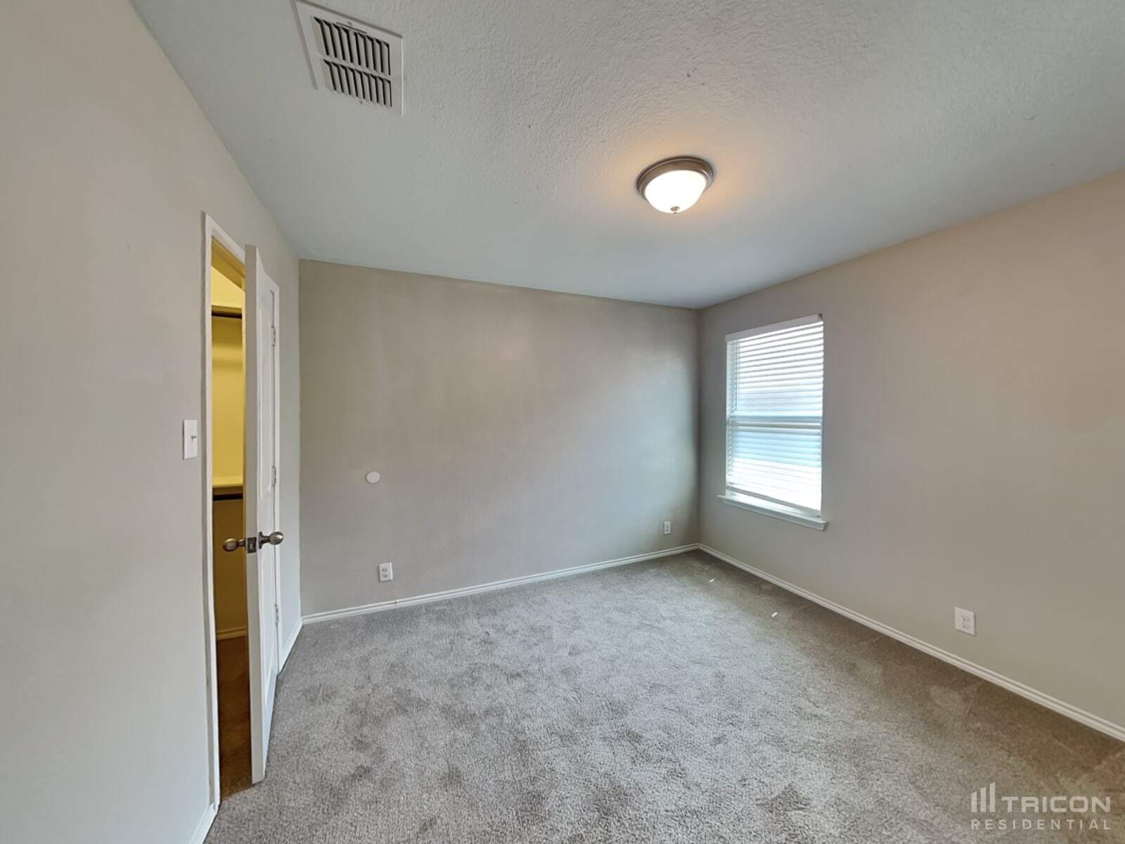 Building Photo - 15317 Cooks Petrel