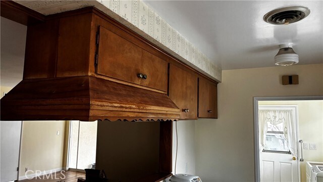 Building Photo - 1520 Melody Ln